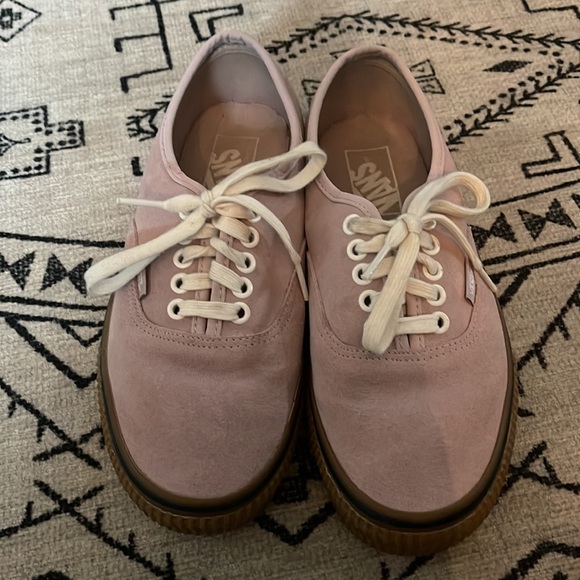 Lavender suede vans - Picture 2 of 4
